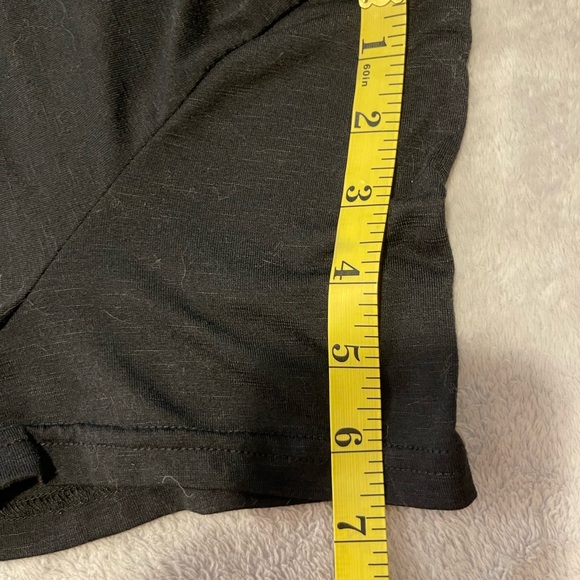 Black medium T-shirt with Aztec embroidery - Picture 9 of 9